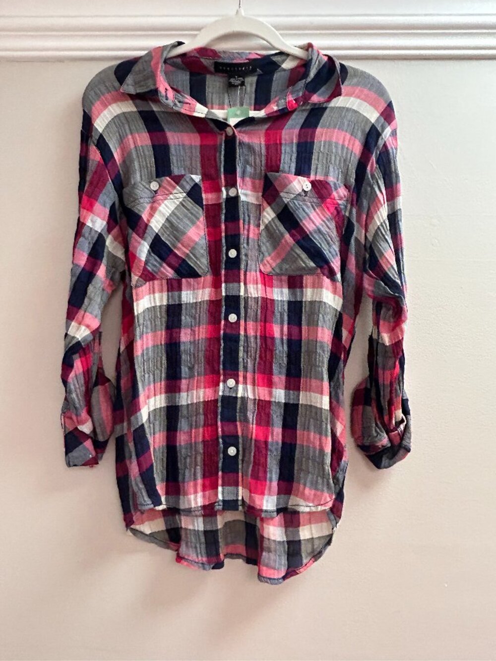 Sanctuary Edelia Textured Cotton Button Down Top - Magenta, Navy, White - Small